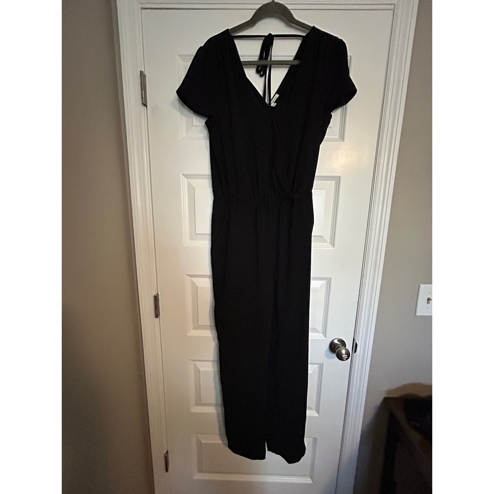 Daniel Rainn Black Short Sleeve Surplice V-Neck Jumpsuit with Pockets Size Med